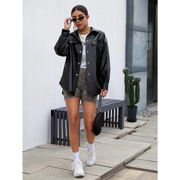 Flap Pocket Front Drop Shoulder vegan Leather jacket fall black - Picture 5 of 5